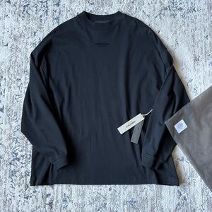 ✅ Fear of God Essentials FW23 Long Sleeve Tee 'Jet Black'